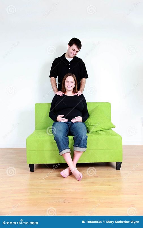 What is a pregnancy massage therapy and what are the advantages?